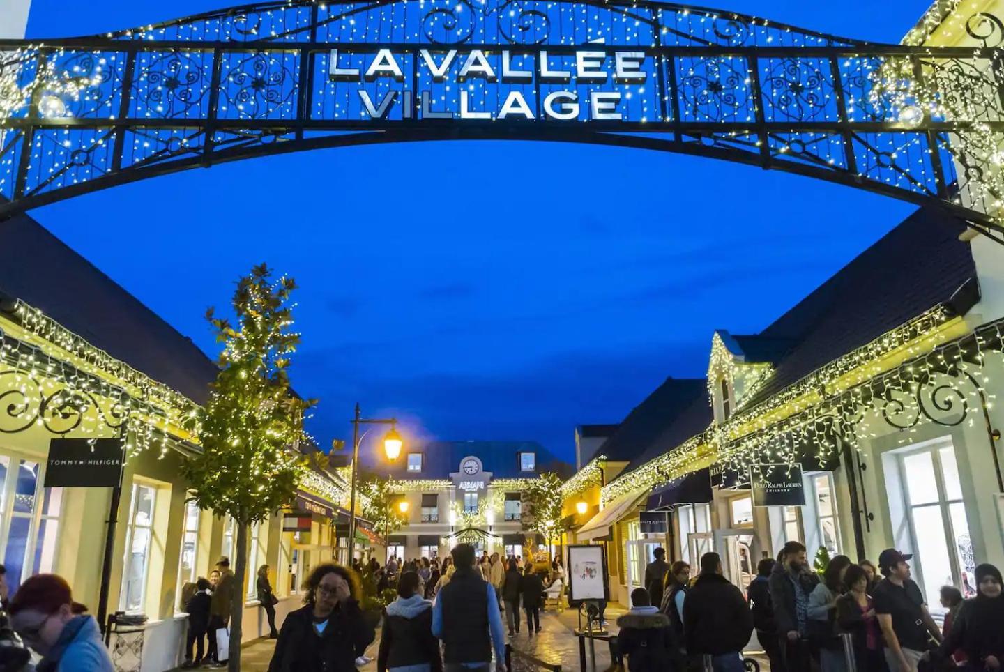 Magic Studio - Disneyland Paris Shopping Village 9 Minutes Chessy  Eksteriør bilde